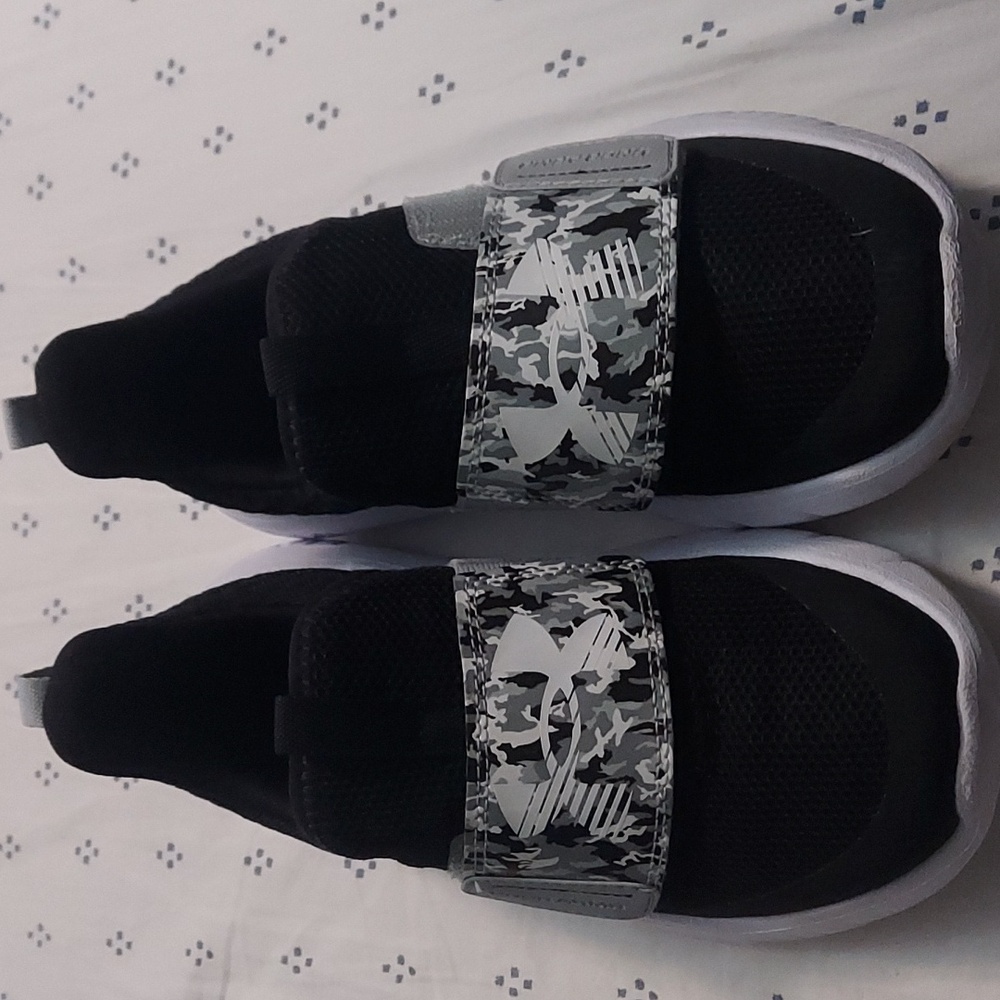 Under Armour Boys' Flash Print Shoes - Black